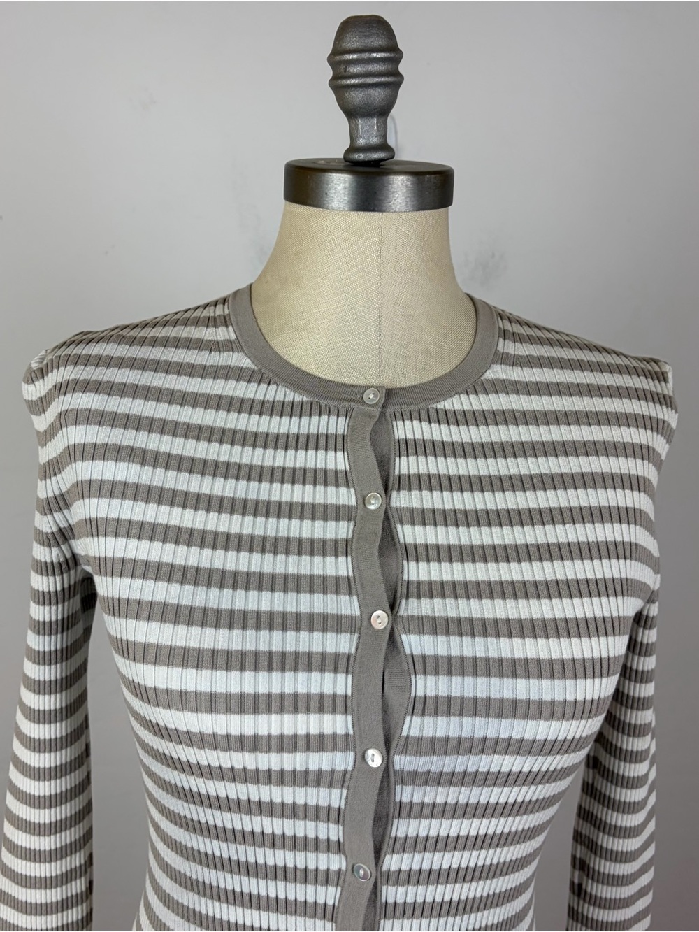 Theory Striped Ribbed Cardigan - Picture 4 of 8